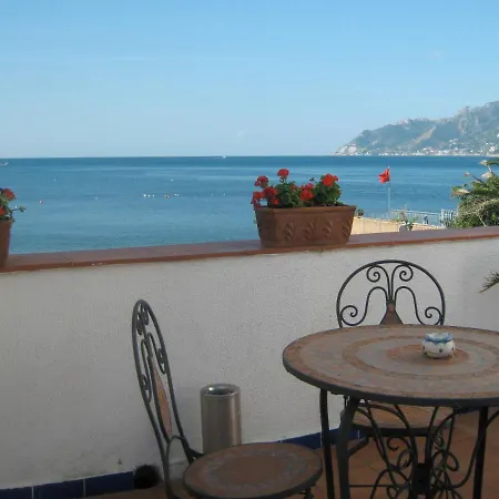 14leoni 住宿加早餐酒店 萨莱诺